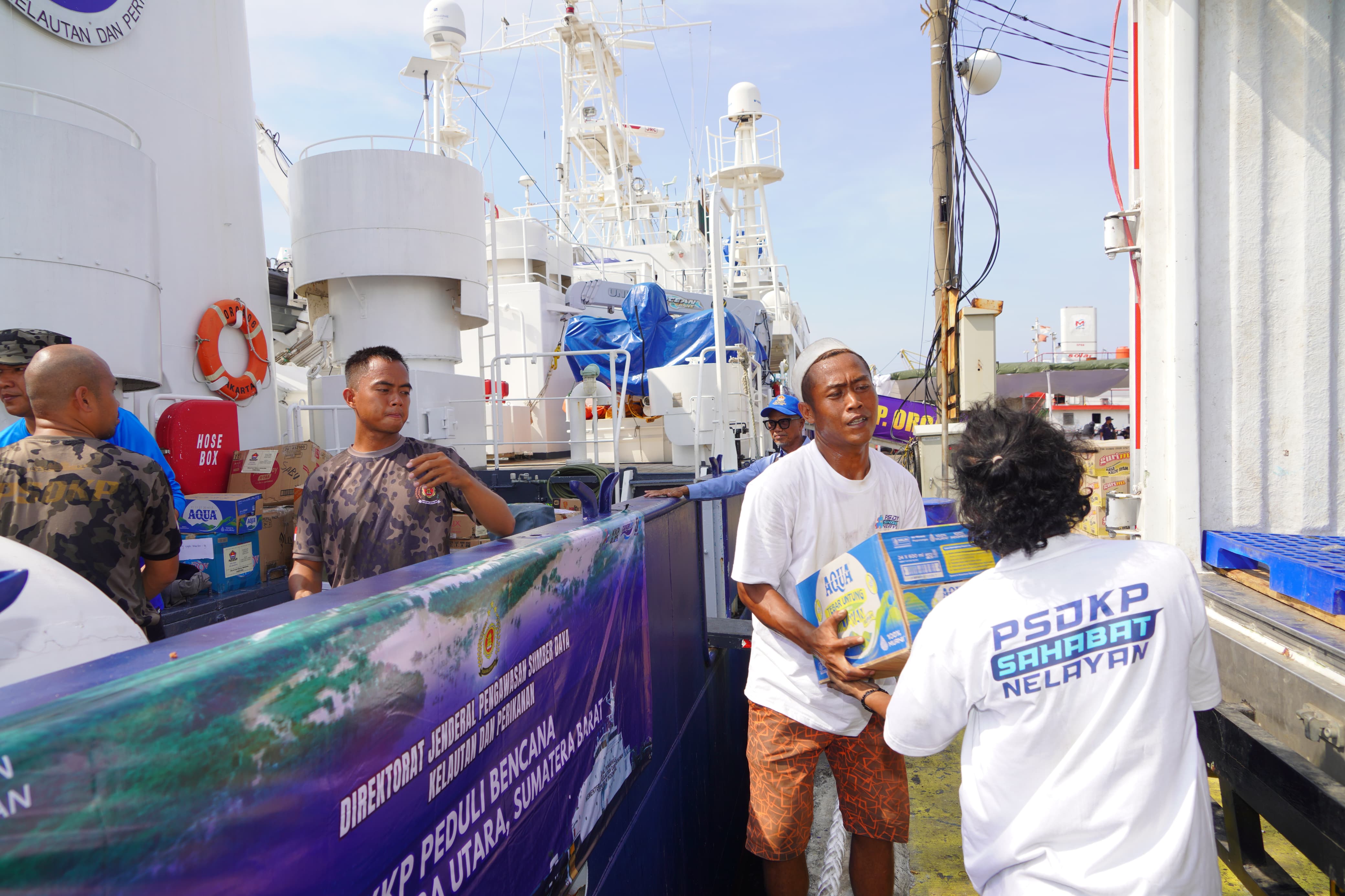 KKP Telah Kirim 159 ton Bantuan ke Lokasi Bencana Sumatra