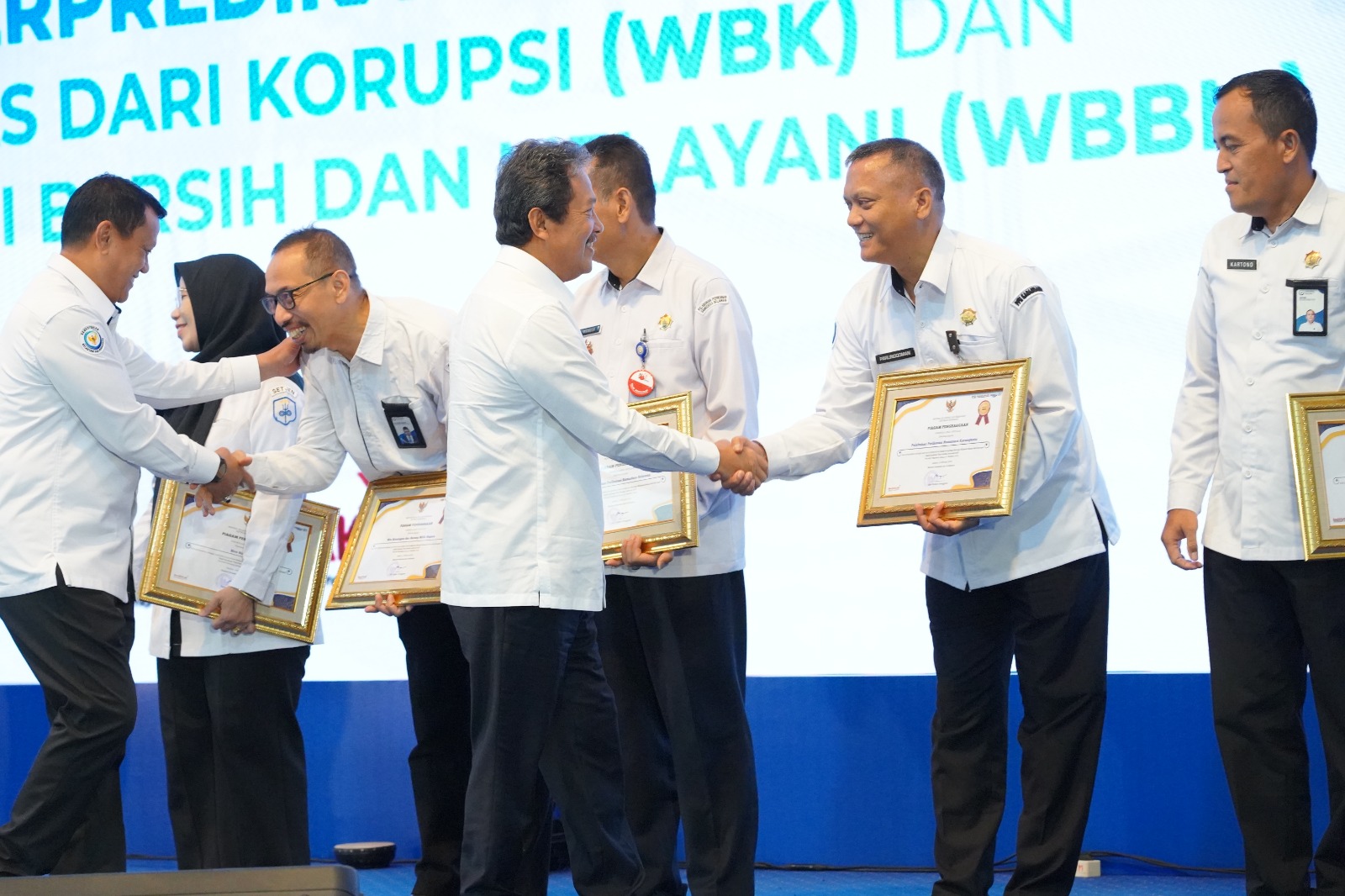 Sabet Predikat WBK, Tiga Pelabuhan Perikanan DJPT Perkuat Tata Kelola Pengawasan KKP!