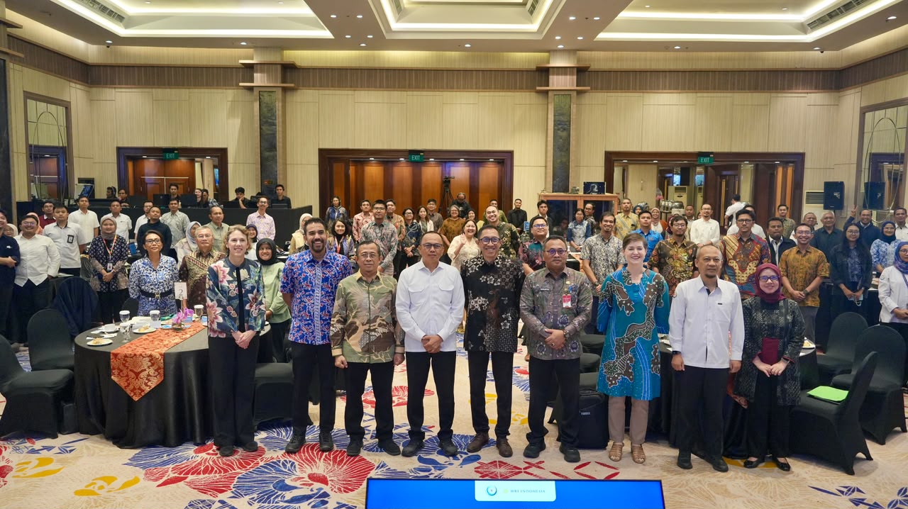 KKP Jalin Kerja Sama Perkuat Pengelolaan Laut untuk Dukung Ekonomi Biru