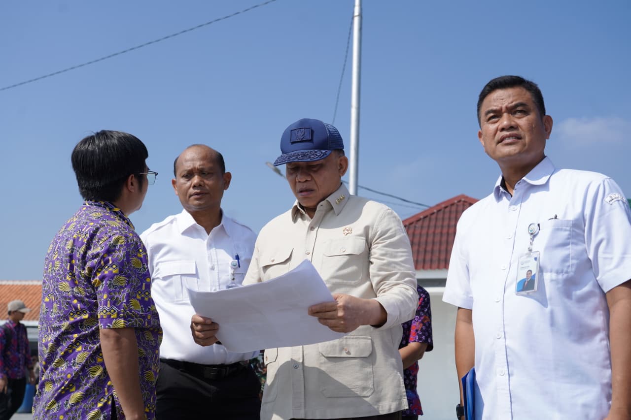 Kunjungan kerja Menteri Koordinator Bidang Infrastruktur dan Pembangunan Kewilayahan bersama Wakil Menteri Kelautan dan Perikanan