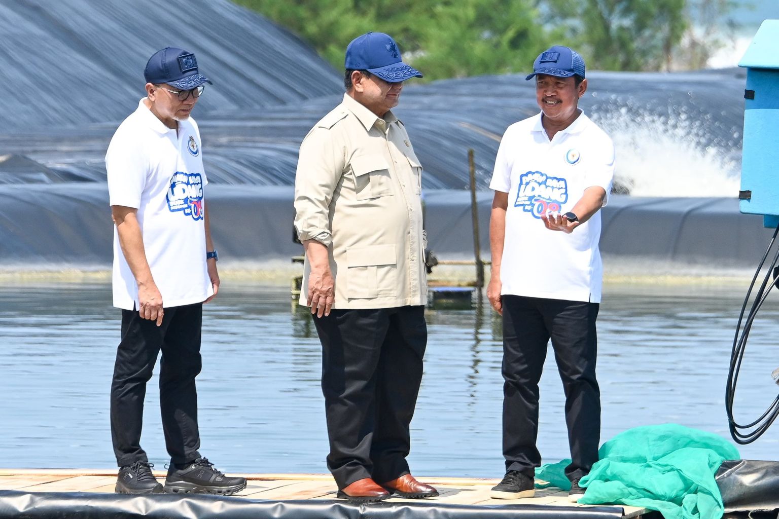 Presiden Prabowo Panen Raya Budidaya Udang Berbasis Kawasan di Kebumen