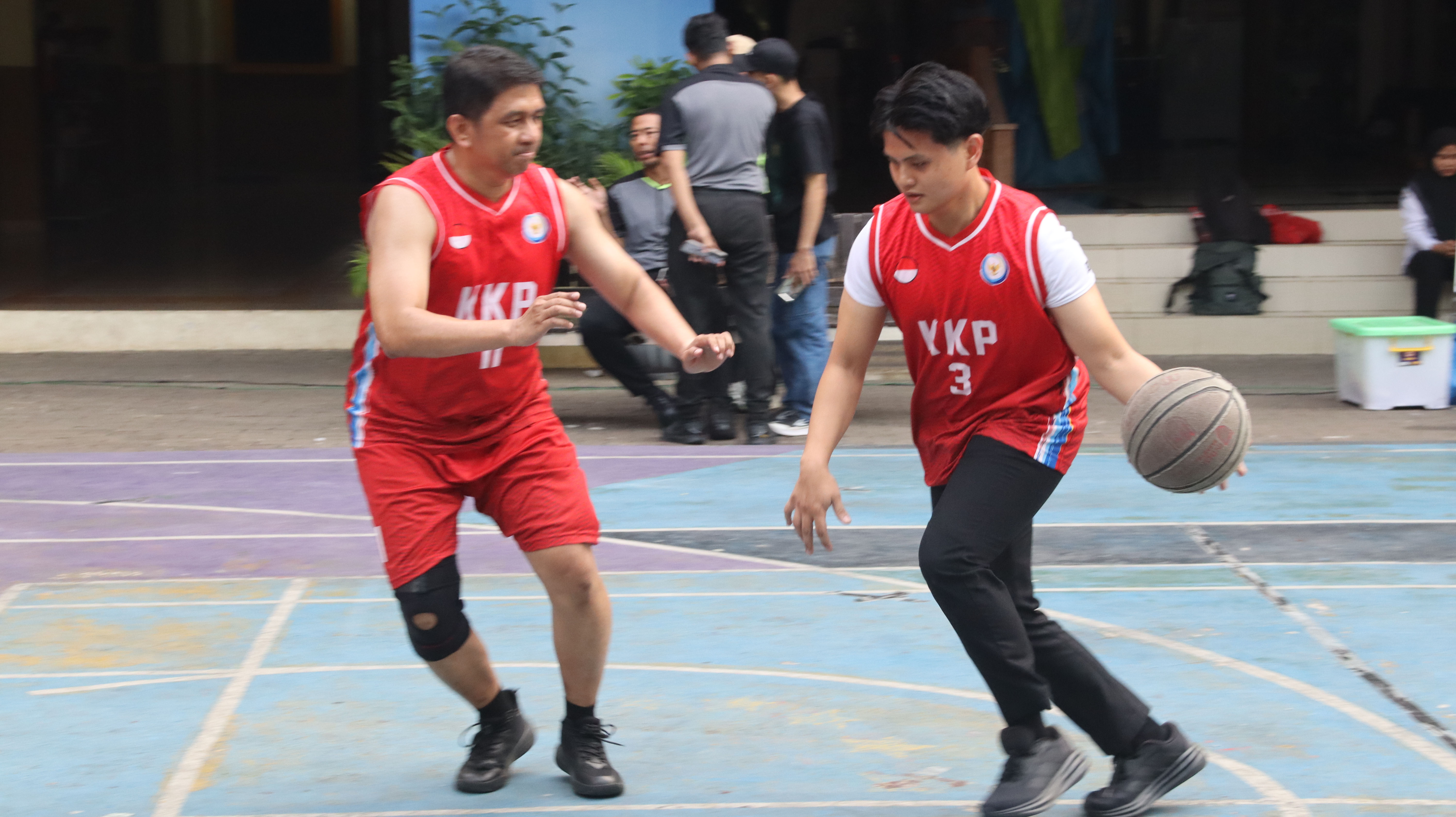 Lomba Bola Basket dalam rangka Peringatan HUT ke-81 Republik Indonesia