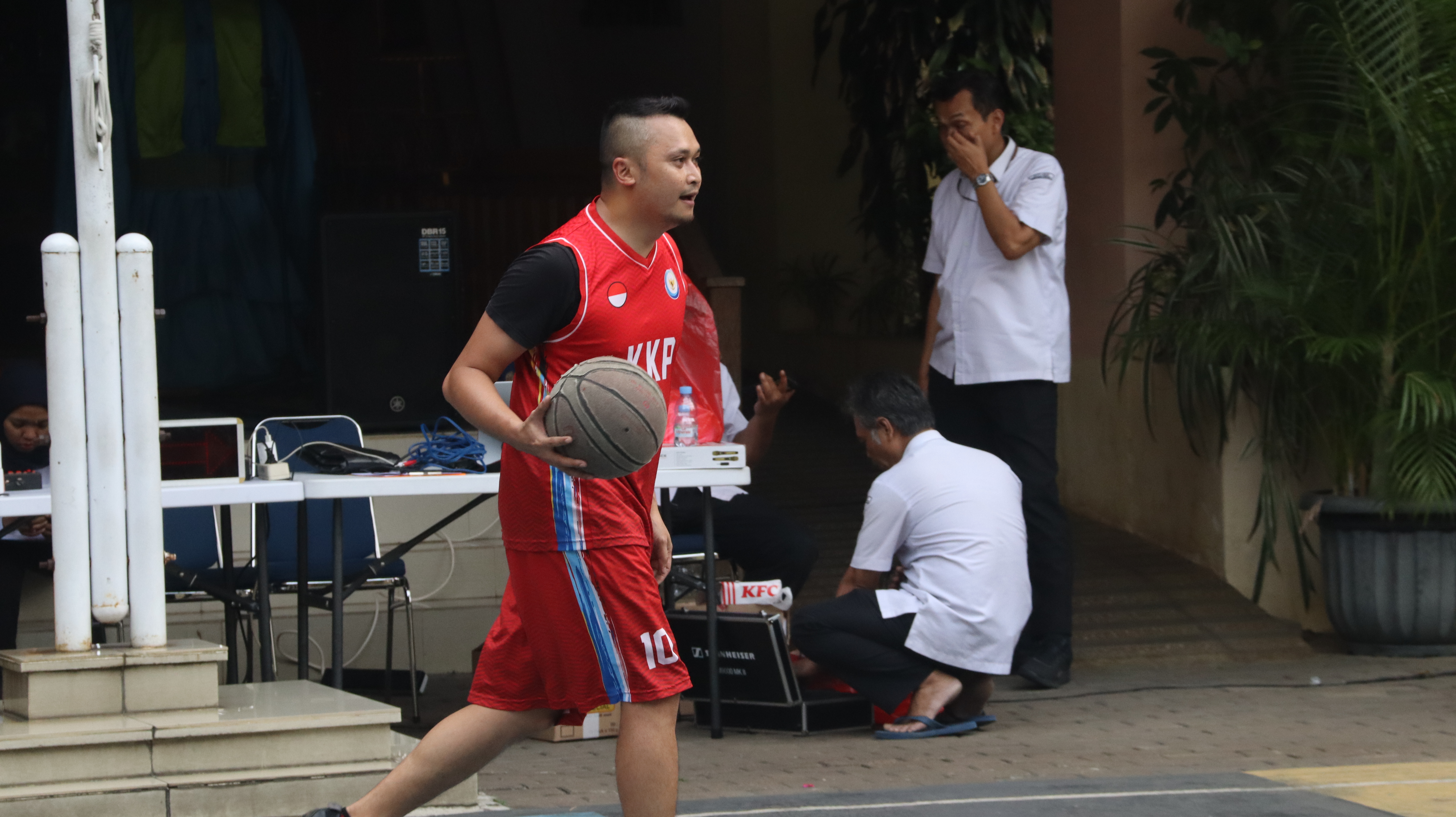 Lomba Bola Basket dalam rangka Peringatan HUT ke-81 Republik Indonesia
