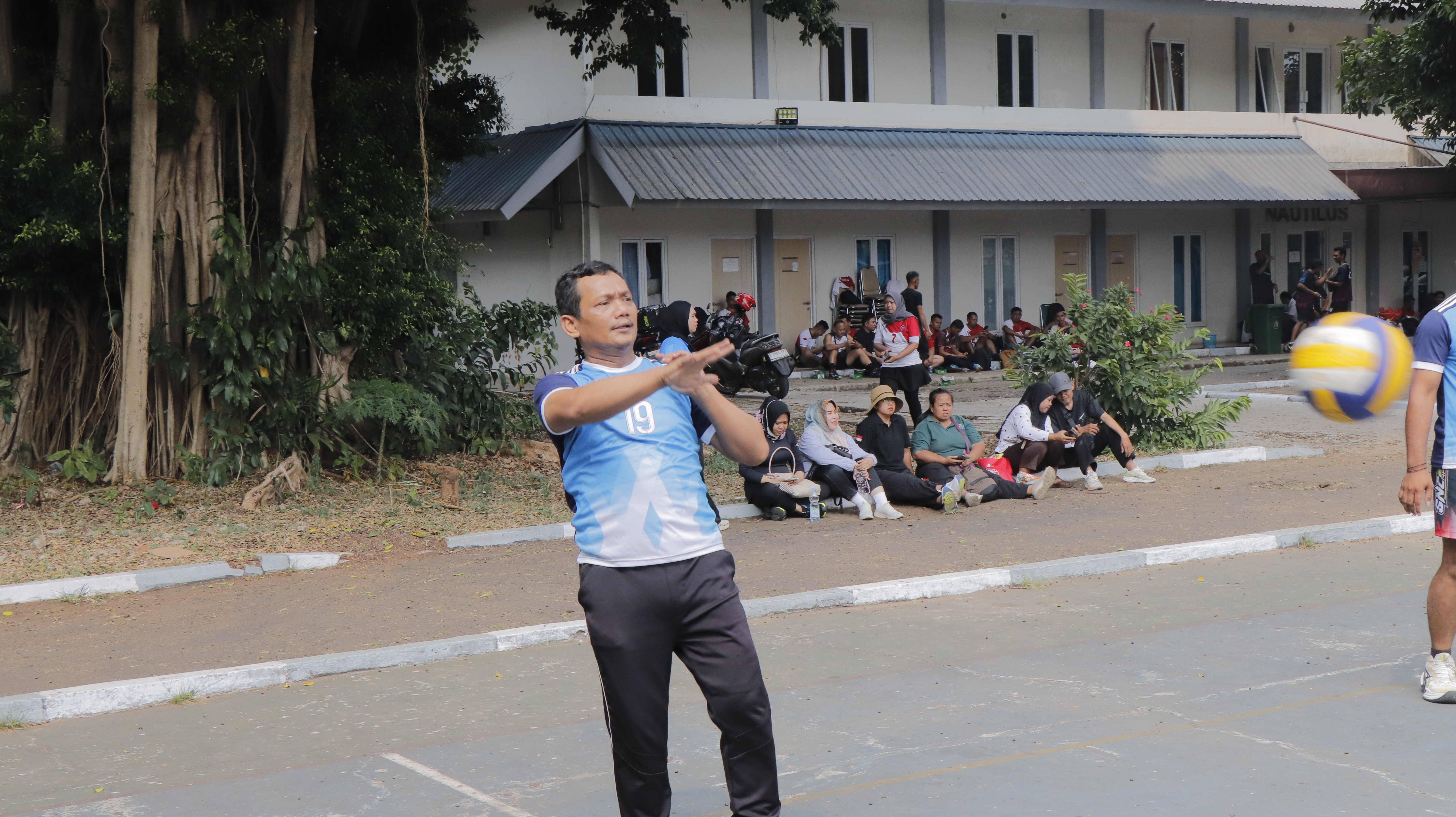 Lomba Bola Voli dalam rangka Peringatan HUT ke-81 Republik Indonesia
