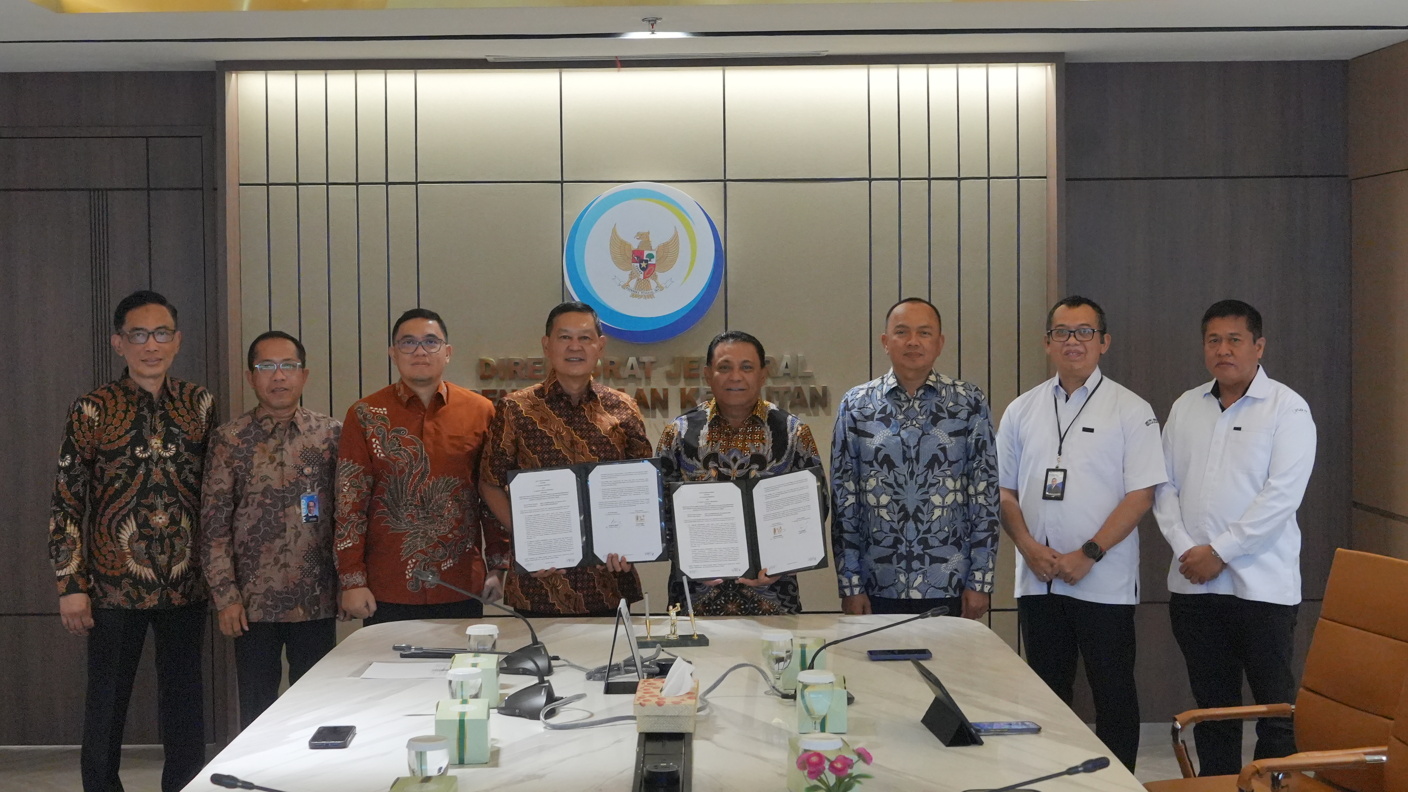 Penandatanganan Nota Kesepahaman antara PT Garam (Persero) dan PT Nindya Karya (Persero) dalam mempercepat penguatan industri garam nasional