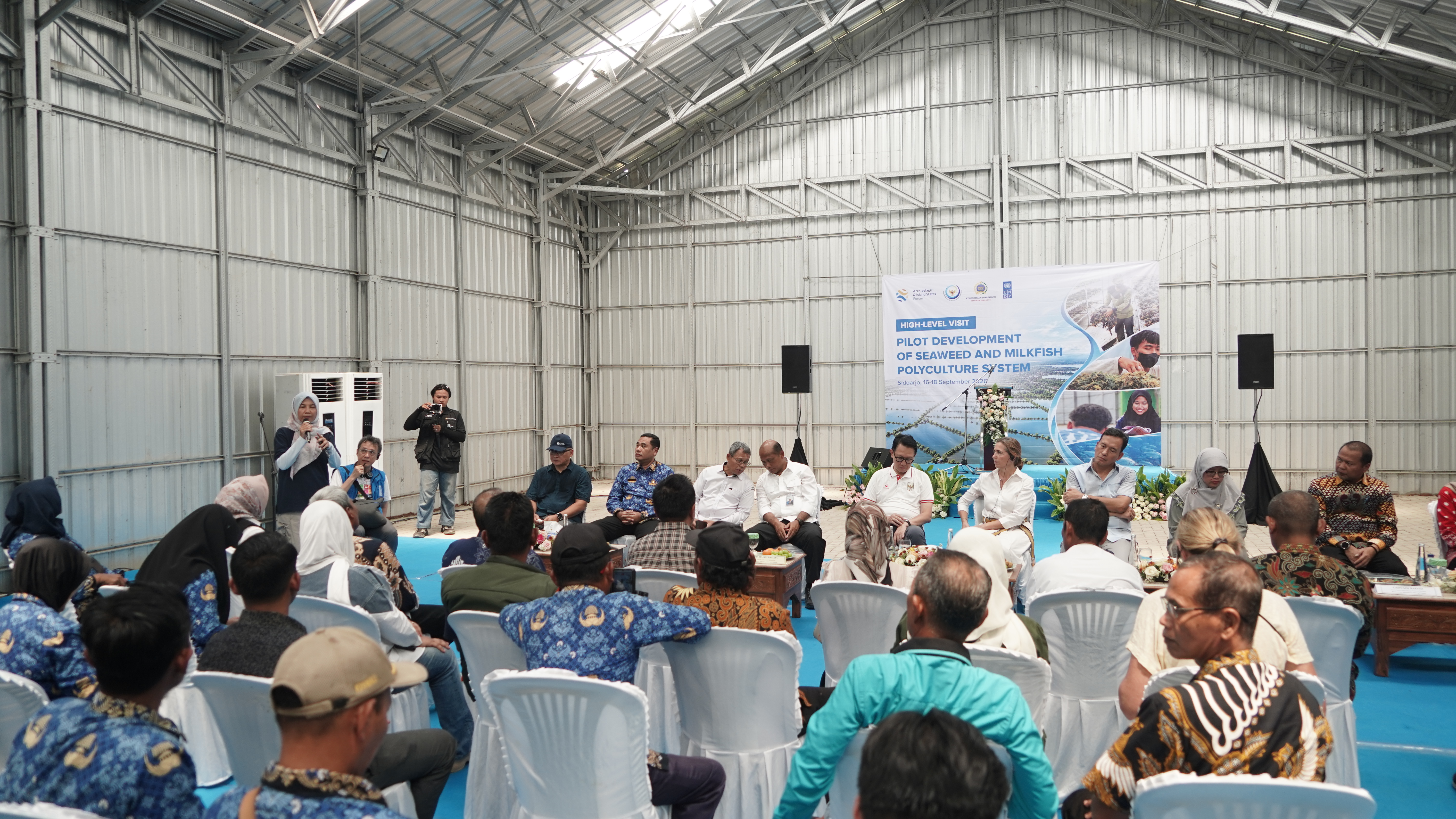 Kunjungan kerja bersama UNDP ke Budi Daya Rumput Laut Gracilaria di Sidoarjo