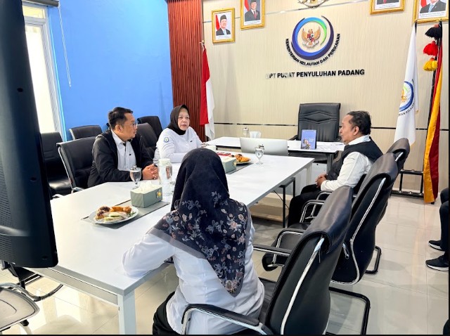 PPID Kementerian Lakukan Pembinaan PPID Pelaksana di Padang