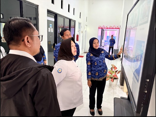 PPID Kementerian Lakukan Pembinaan PPID Pelaksana di Padang